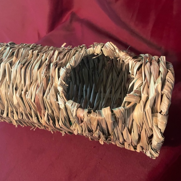 Straw Guinea Pig Tunnel NWOT - Picture 2 of 4